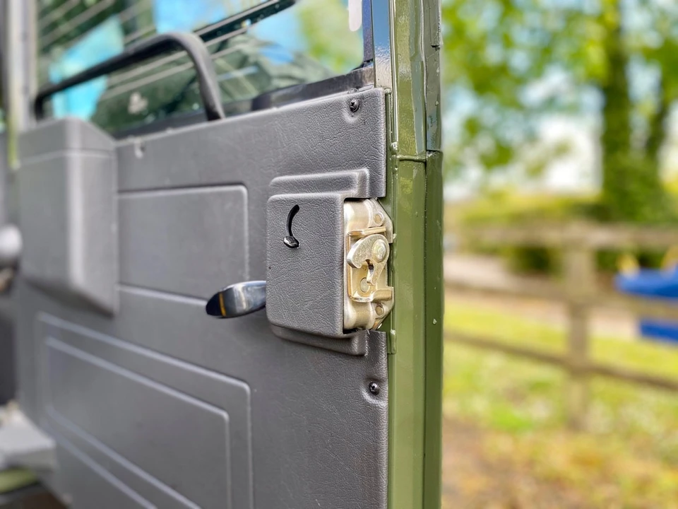 1992 Land Rover Defender 90 - Image 18 of 21