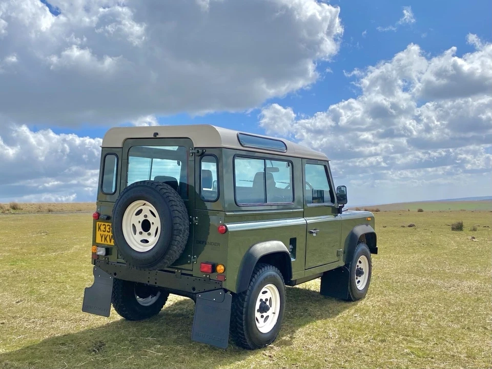 1992 Land Rover Defender 90 - Image 7 of 21