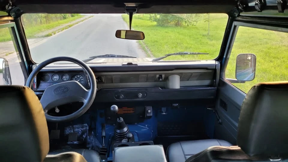 1992 Land Rover Defender 90 - Image 8 of 20