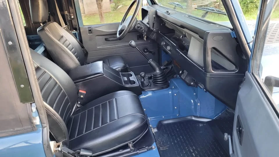 1992 Land Rover Defender 90 - Image 11 of 20
