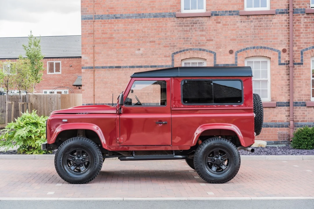 1992 Land Rover Defender 90 - Image 5 of 30