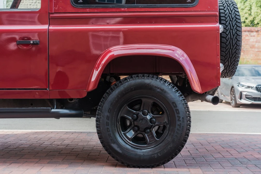 1992 Land Rover Defender 90 - Image 10 of 30