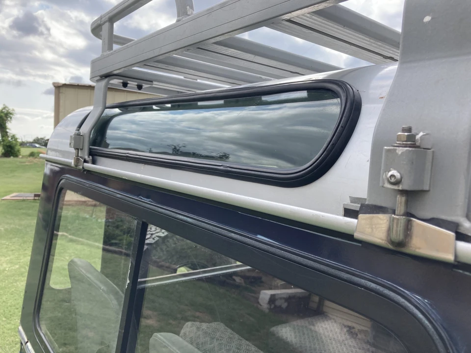 1992 Land Rover Defender 90 - Image 18 of 31