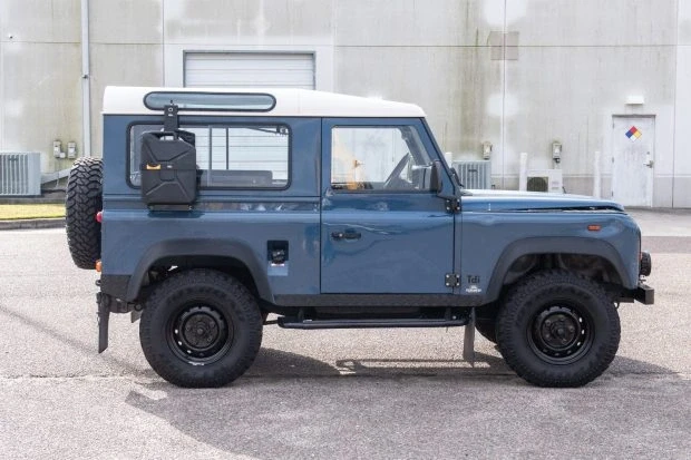 1992 Land Rover Defender 90 - Image 2 of 7