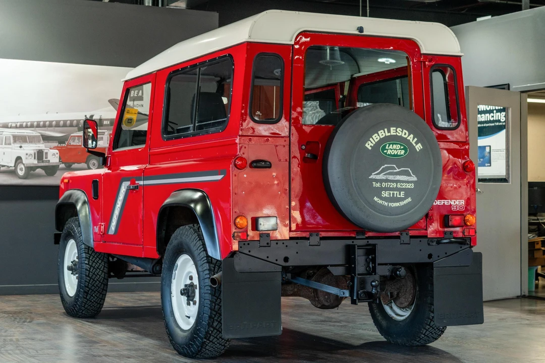 1992 Land Rover Defender 90 - Image 4 of 31