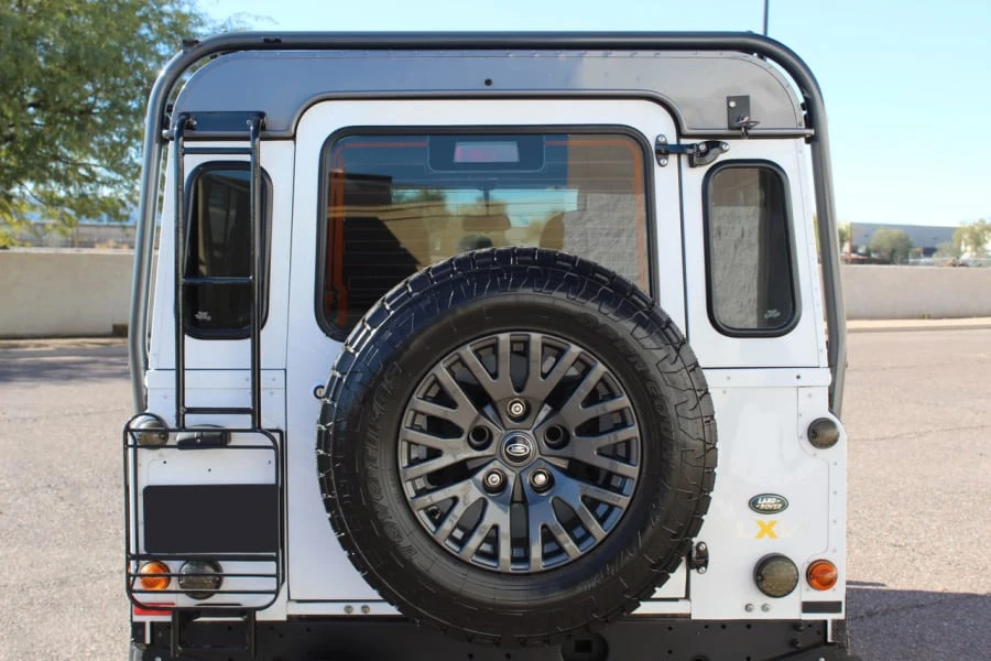 1992 Land Rover Defender 90 - Image 5 of 13