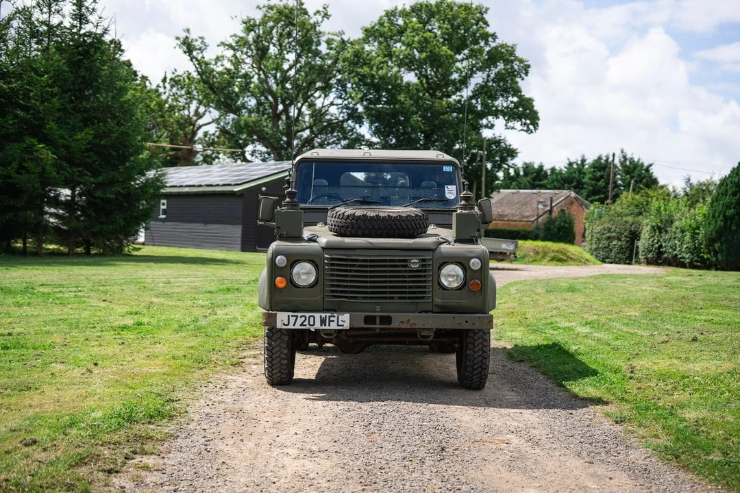 1992 Land Rover Defender 90 - Image 11 of 30