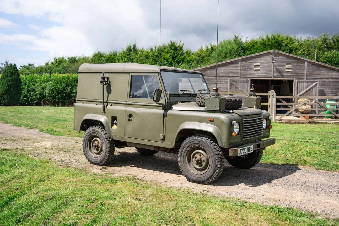 1992 Land Rover Defender 90 - Image 10 of 30