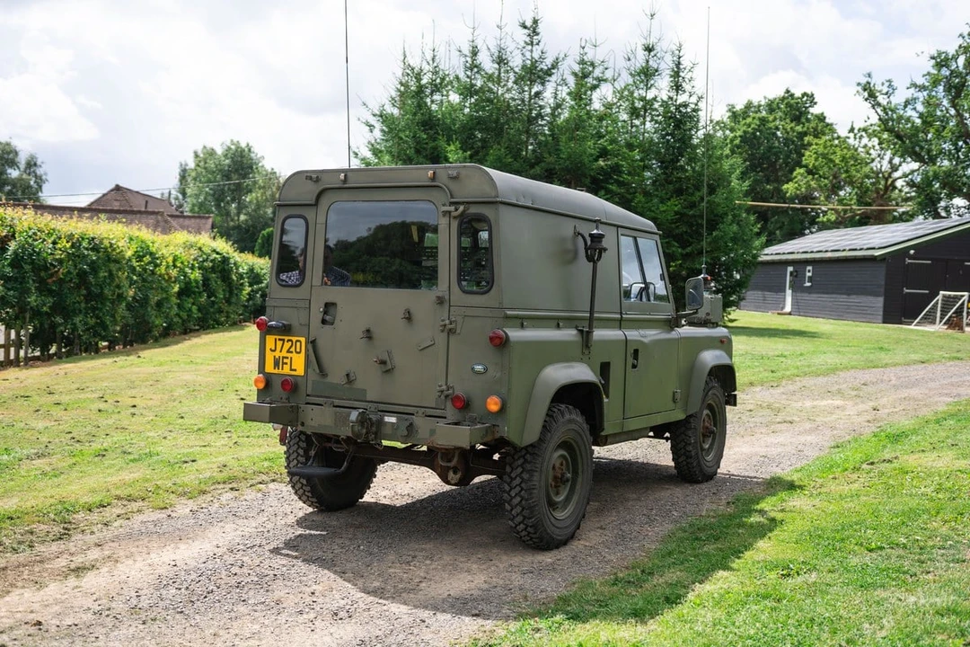 1992 Land Rover Defender 90 - Image 17 of 30