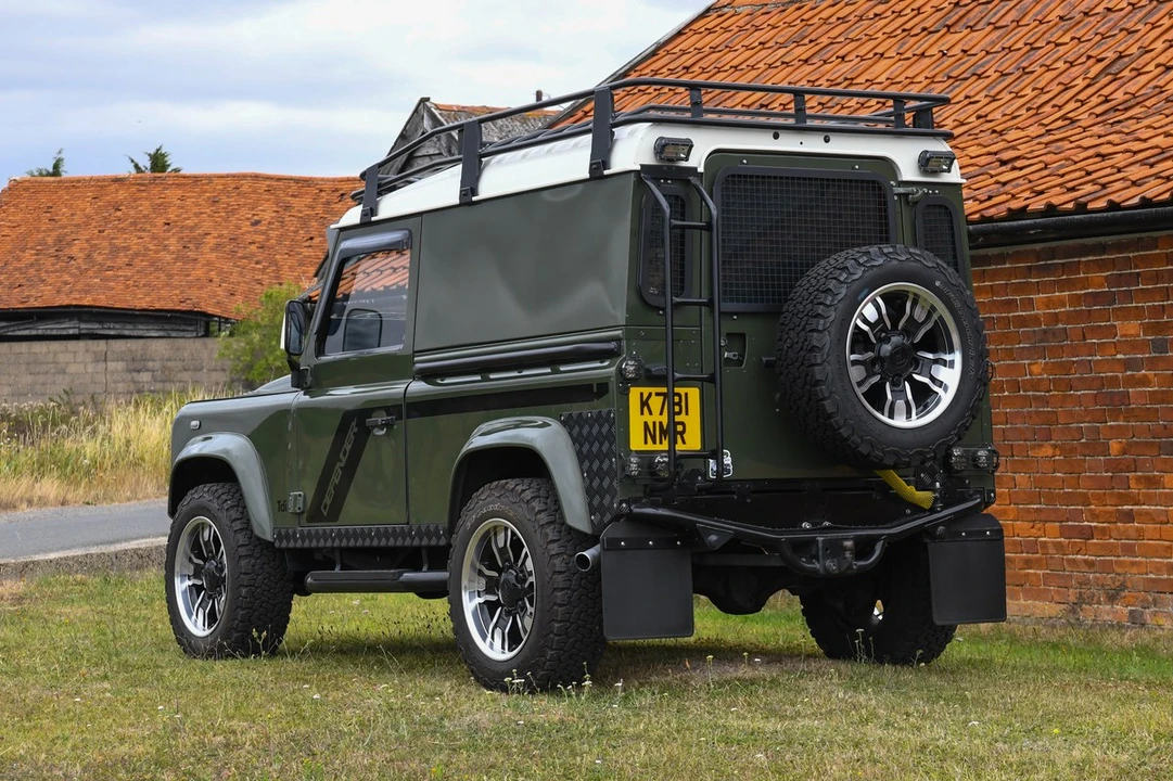 1992 Land Rover Defender 90 - Image 8 of 30