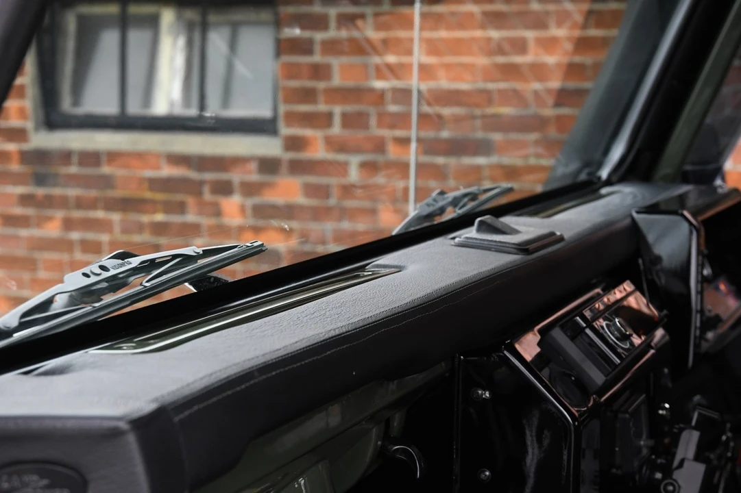 1992 Land Rover Defender 90 - Image 29 of 30