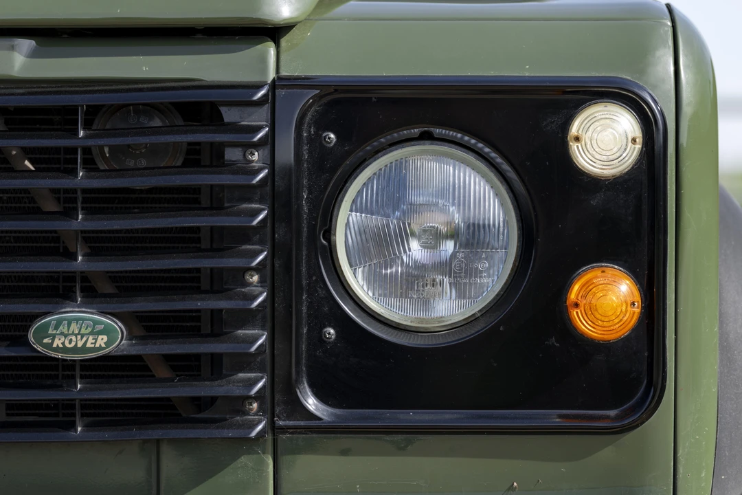 1992 Land Rover Defender 90 - Image 17 of 31