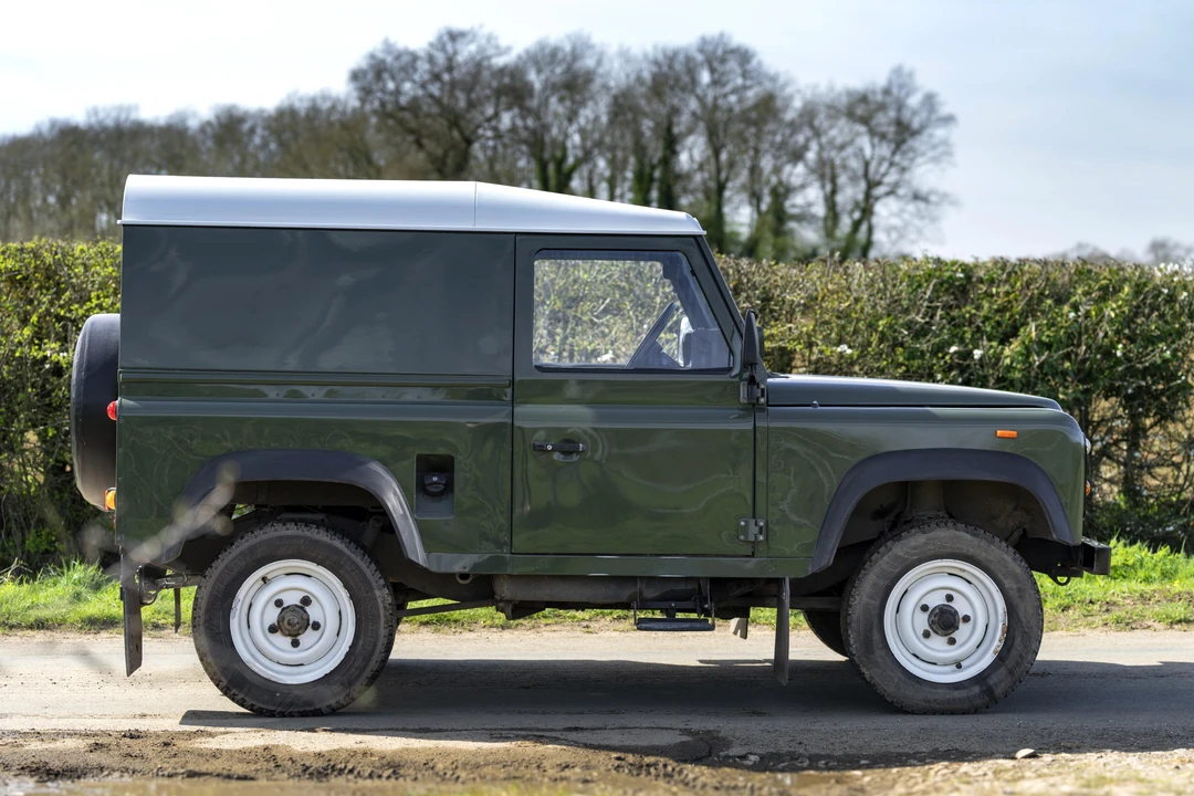 1992 Land Rover Defender 90 - Image 8 of 31