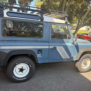 1992 Land Rover Defender 90 S Sport Utility 2D