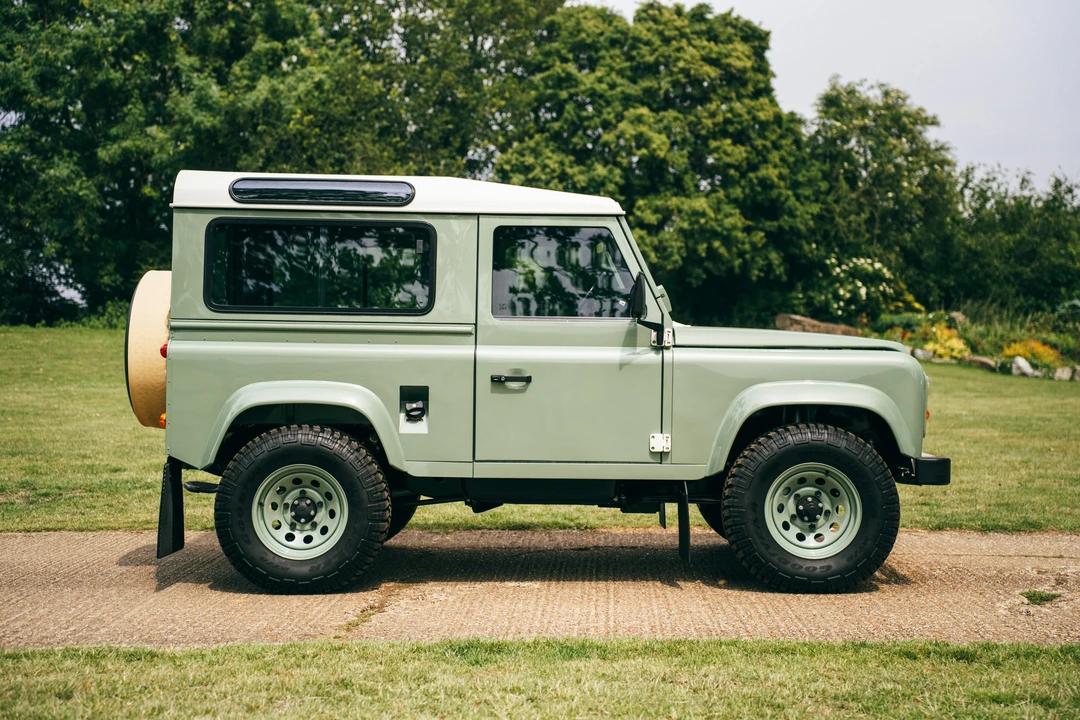 1992 Land Rover Defender 90 - Image 8 of 31