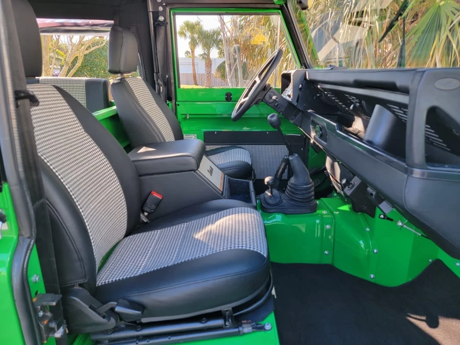 1992 Land Rover Defender 90 - Image 30 of 31