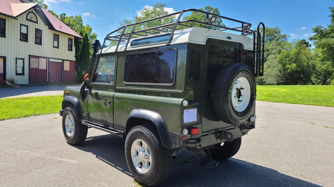 1992 Land Rover Defender 90 - Image 11 of 31