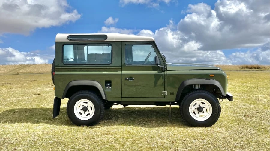 1992 Land Rover Defender 90 - Image 2 of 22