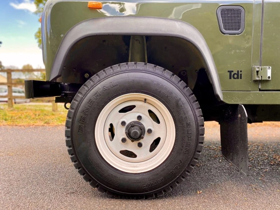 1992 Land Rover Defender 90 - Image 9 of 22