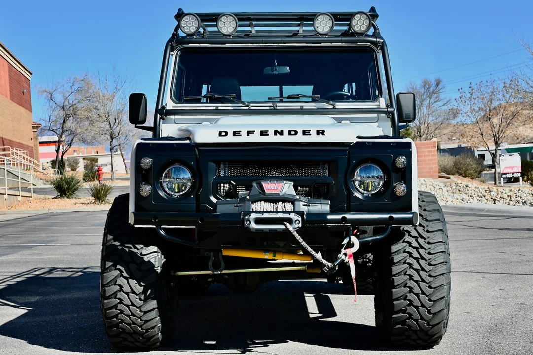 1992 Land Rover Defender 110 - Image 28 of 31