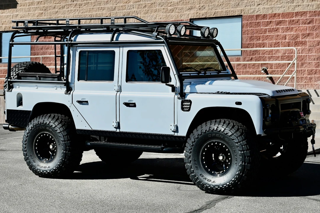 1992 Land Rover Defender 110 - Image 24 of 31