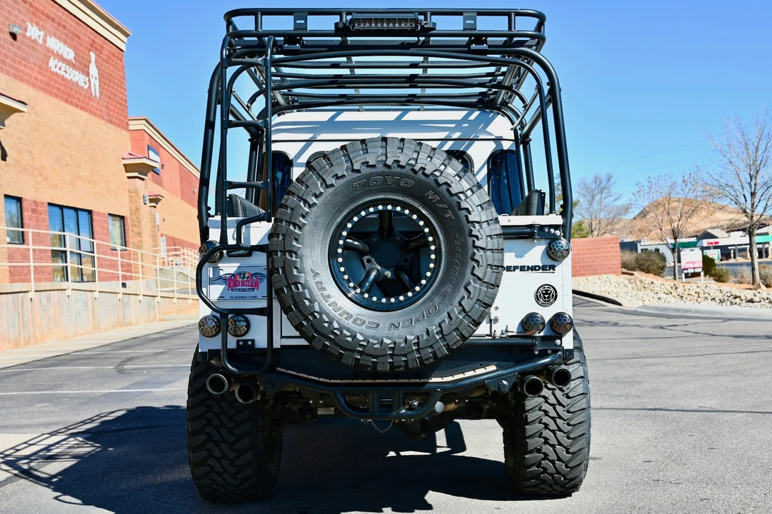 1992 Land Rover Defender 110 - Image 13 of 21