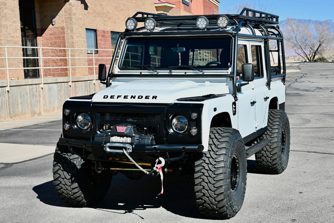 1992 Land Rover Defender 110 - Image 2 of 21