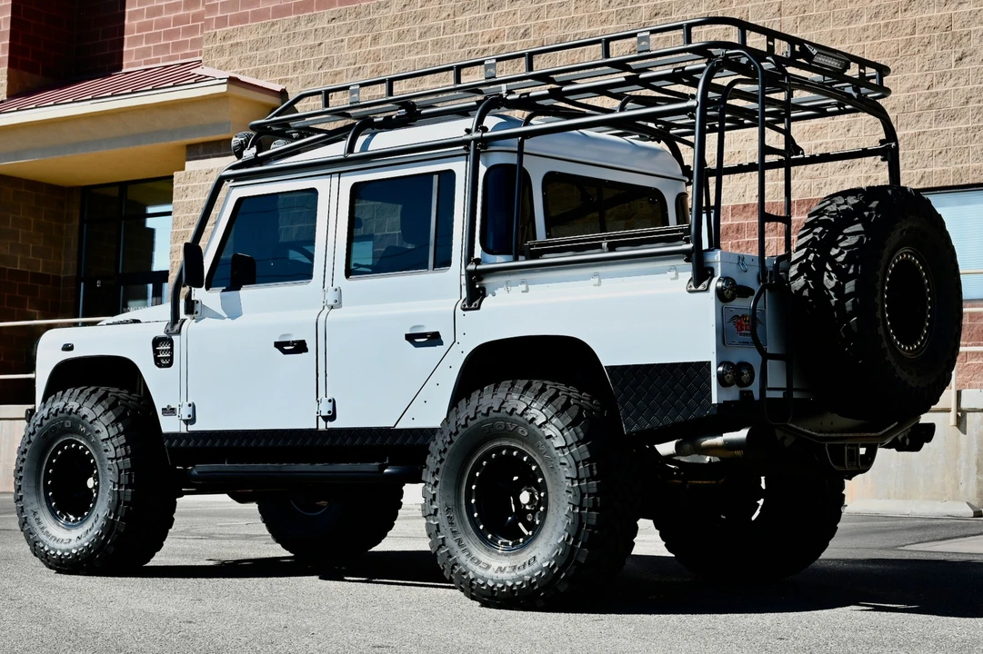 1992 Land Rover Defender 110 - Image 10 of 21
