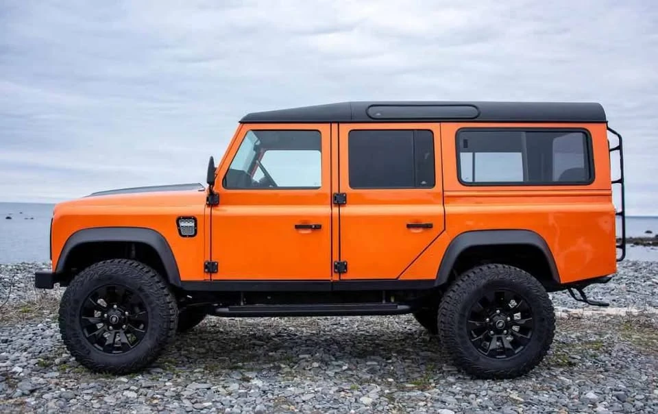 1992 Land Rover Defender 110 - Image 2 of 20
