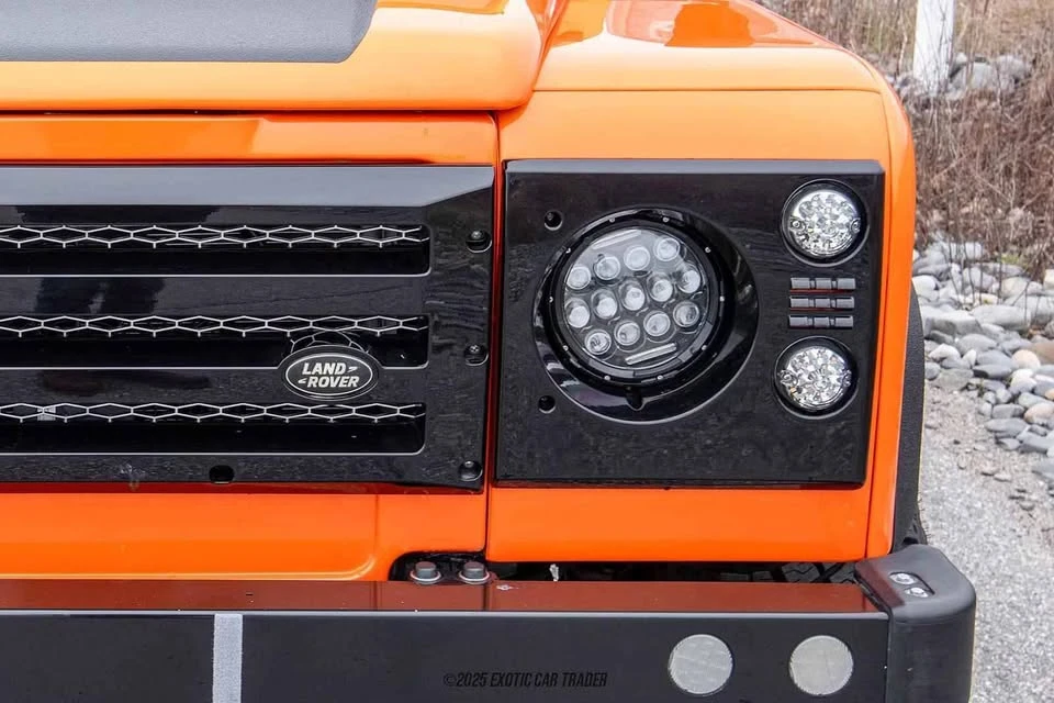 1992 Land Rover Defender 110 - Image 10 of 20
