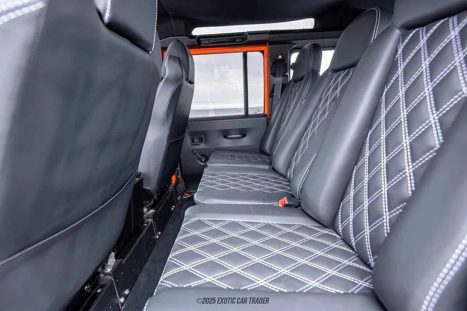 1992 Land Rover Defender 110 - Image 15 of 20