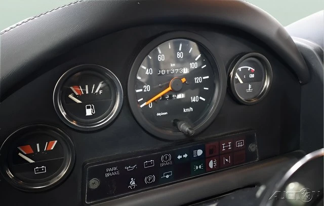1992 Land Rover Defender 90 - Image 16 of 24