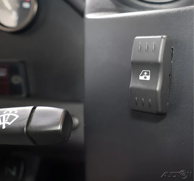 1992 Land Rover Defender 90 - Image 18 of 24