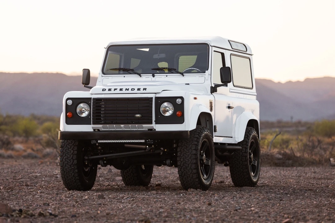 1992 Land Rover Defender - Image 9 of 25