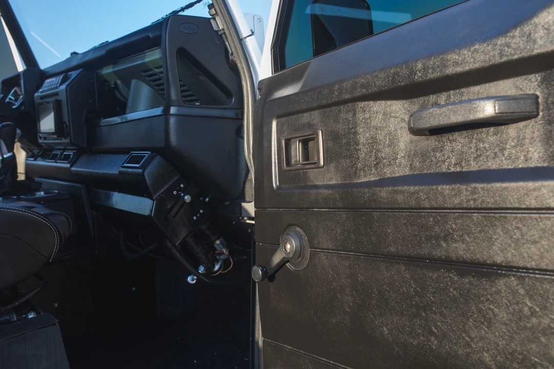 1992 Land Rover Defender - Image 18 of 25