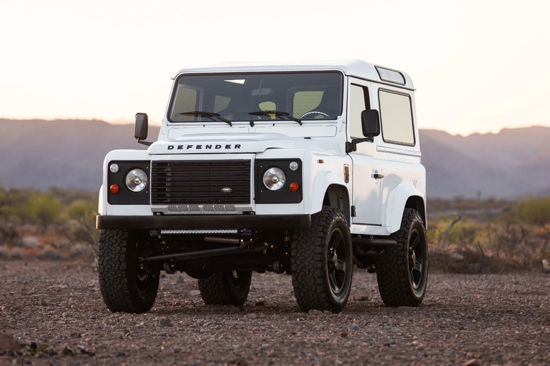 1992 Land Rover Defender - Image 9 of 21