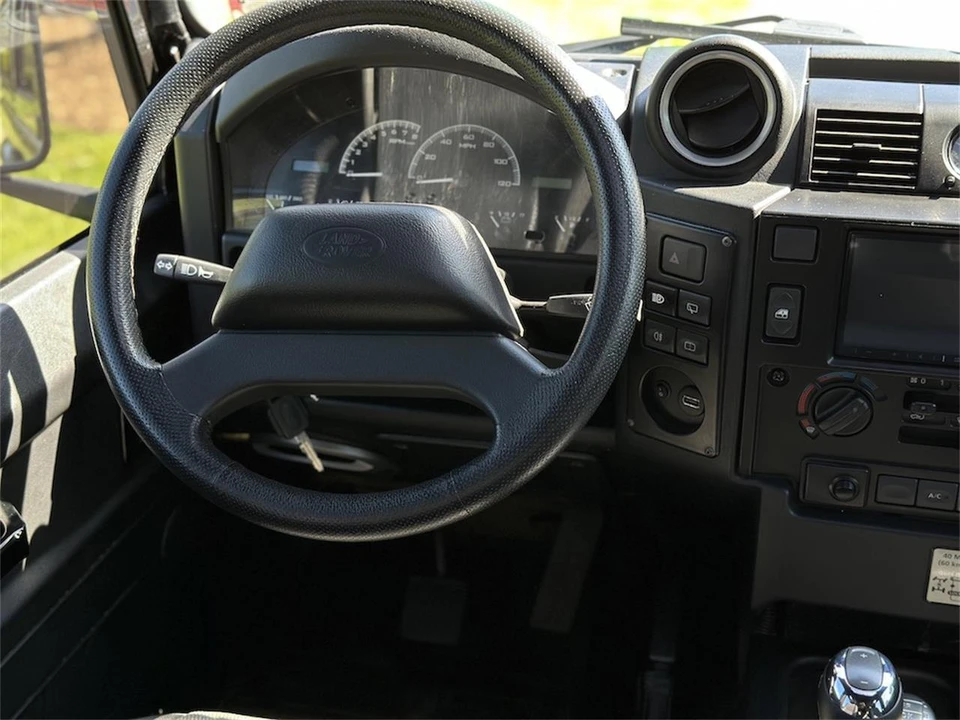 1992 Land Rover Defender - Image 29 of 31