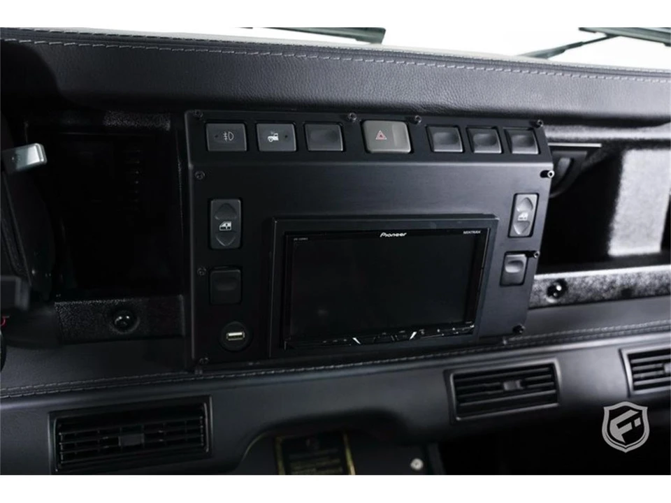 1992 Land Rover Defender - Image 25 of 31