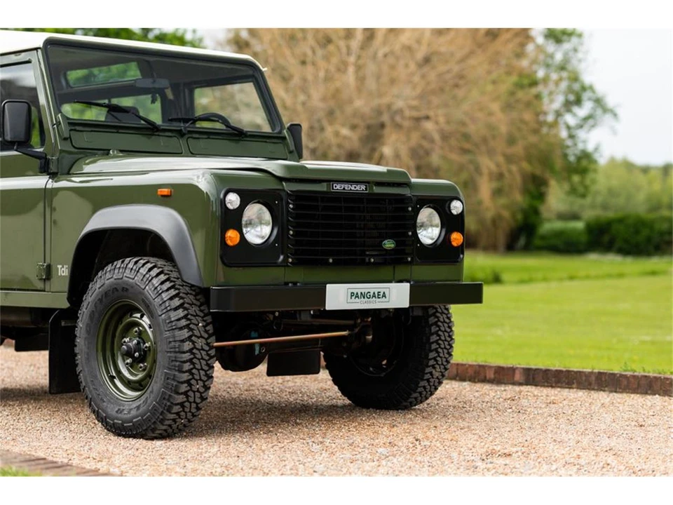 1992 Land Rover Defender - Image 9 of 31