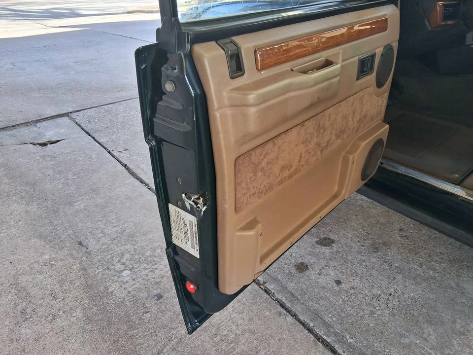 1992 Land Rover Range Rover Classic - Image 8 of 20
