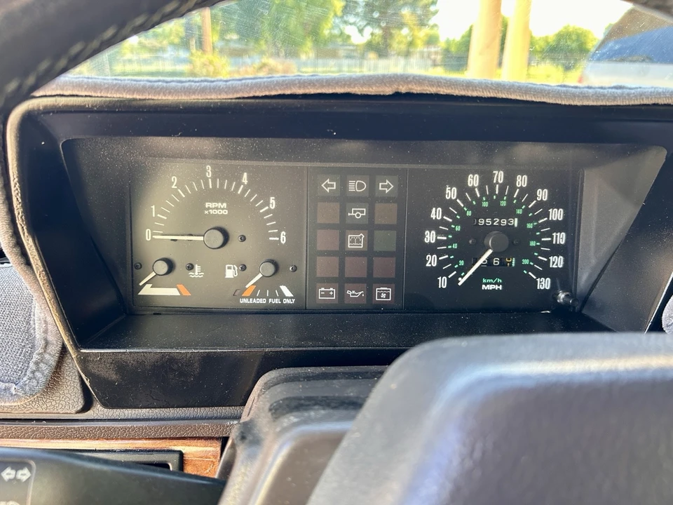 1992 Land Rover Range Rover Classic - Image 10 of 15
