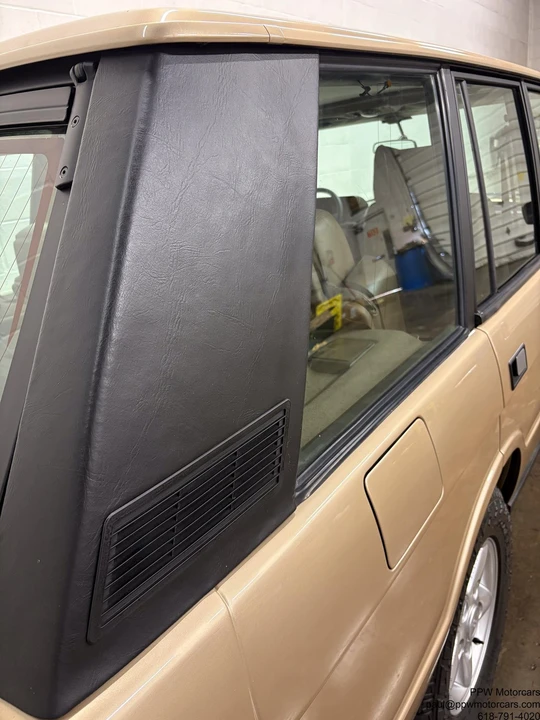 1992 Land Rover Range Rover Classic - Image 30 of 31