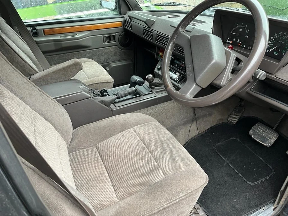 1992 Land Rover Range Rover Classic - Image 16 of 30