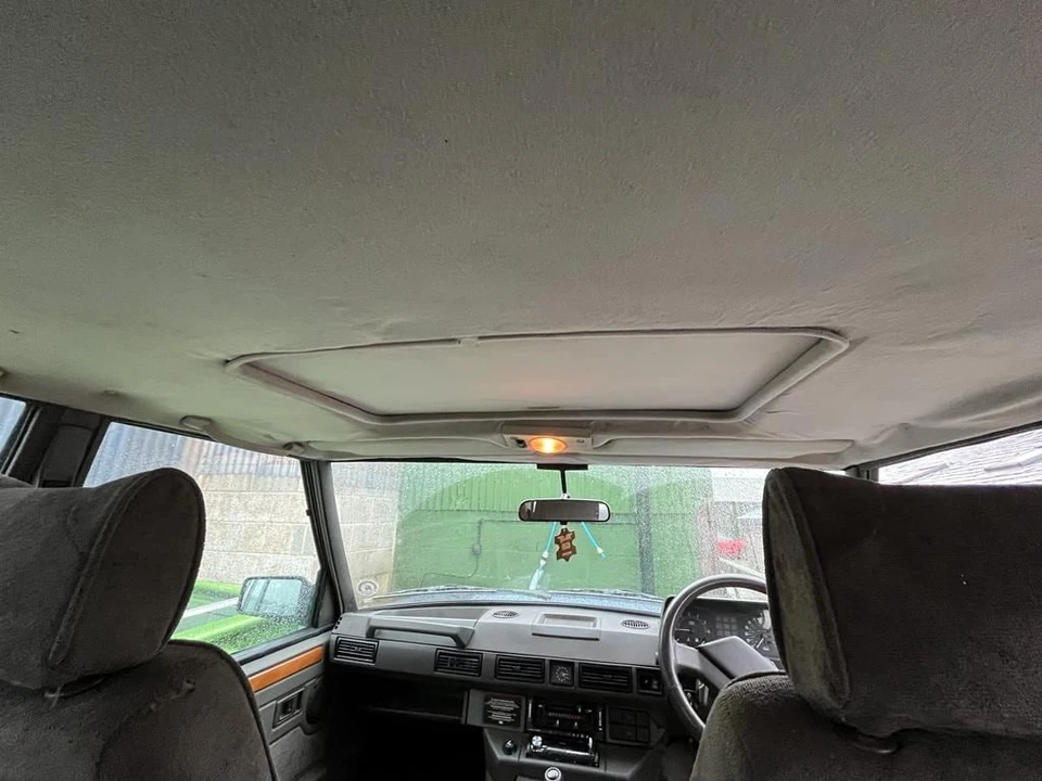 1992 Land Rover Range Rover Classic - Image 25 of 30