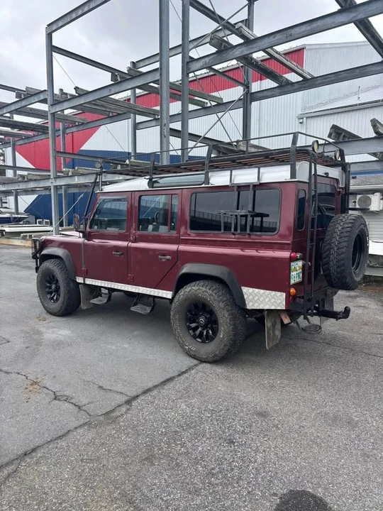 1992 Land Rover Defender 110 - Image 4 of 18