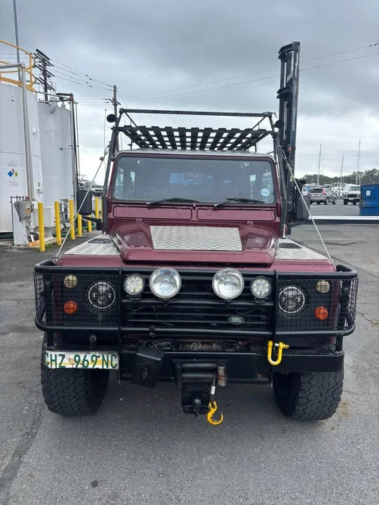 1992 Land Rover Defender 110 - Image 2 of 18