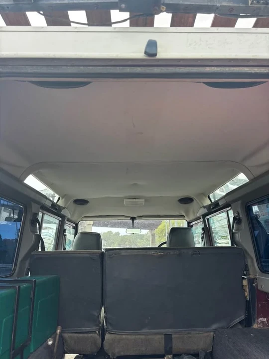 1992 Land Rover Defender 110 - Image 8 of 18