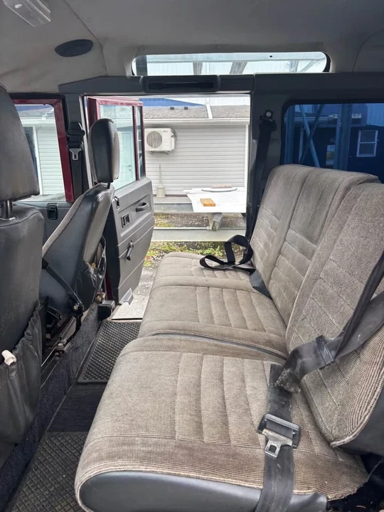 1992 Land Rover Defender 110 - Image 10 of 18
