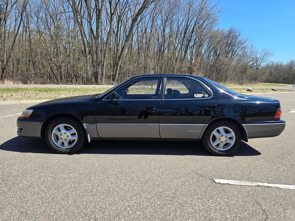 1992 Lexus ES 2nd Gen - Image 7 of 31