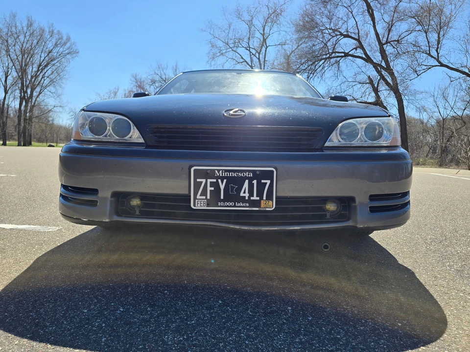 1992 Lexus ES 2nd Gen - Image 17 of 31